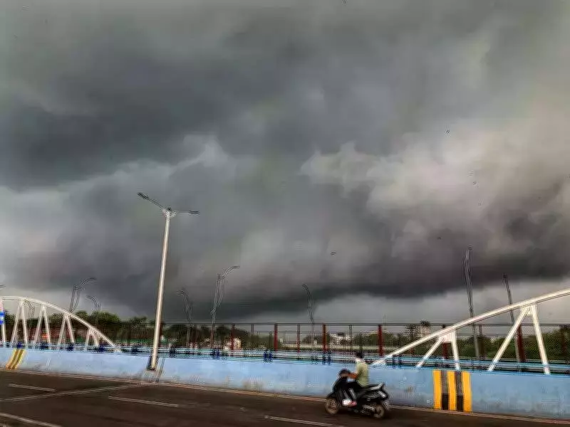 Pune Experiences Fleeting Drizzle, IMD Records No Official Rainfall