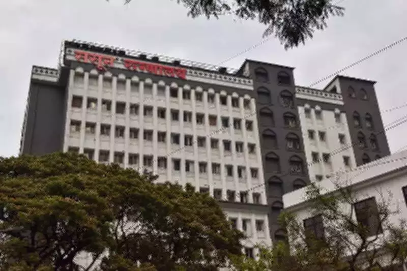 Pune Health Budget: 22% Spent on Civic Staff, Corporators; Only 43% for Public