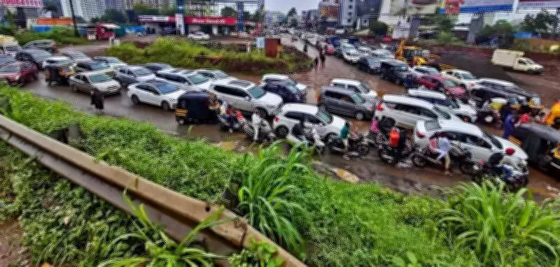 Pune MLA Demands 8 Underpasses on Mumbai-Bengaluru Highway to Ease Traffic