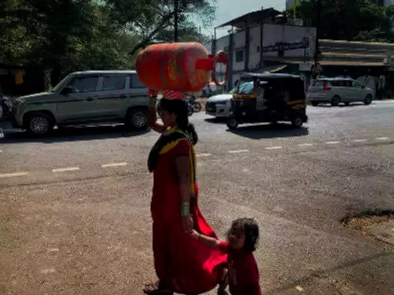 Pune's Restaurant Industry Crippled by Severe LPG Shortage, Forcing Closures and Menu Cuts