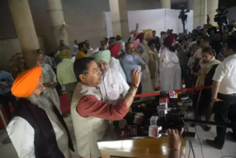 Punjab Budget Session Erupts in Chaos as Congress Walks Out Over Law and Order