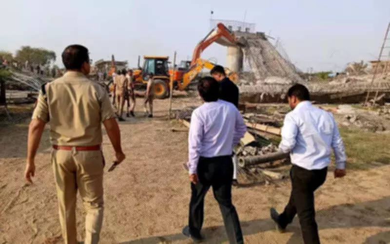 Railway Overbridge Collapses in Chandauli, Two Laborers Injured; Probe Ordered