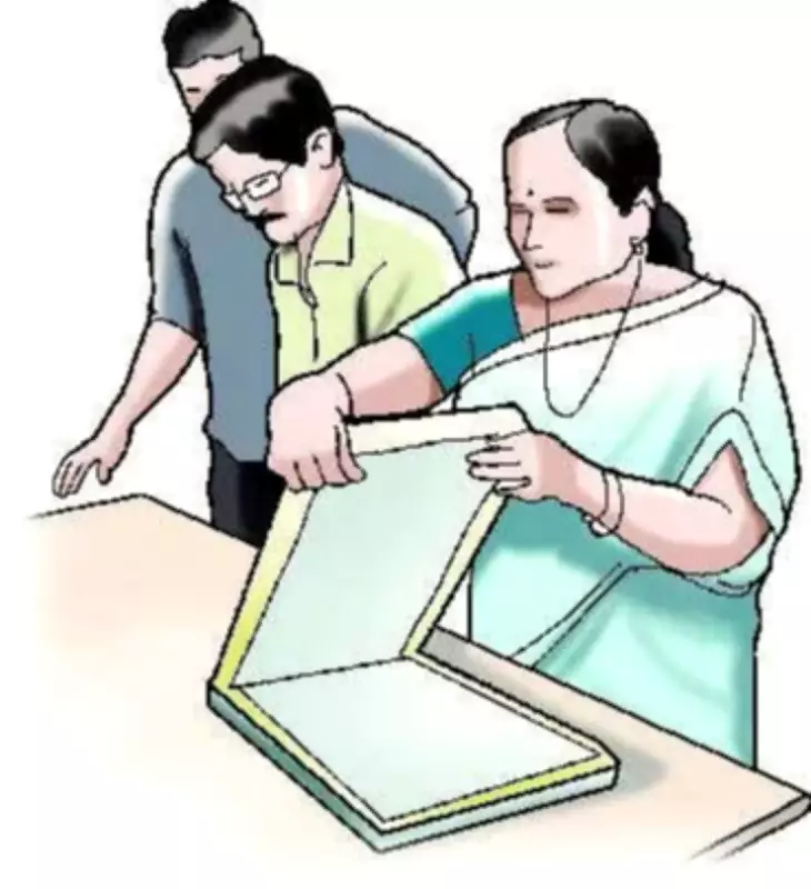 Remote Polling Station on Varasanadu Hill Serves Just 5 Voters in Theni District