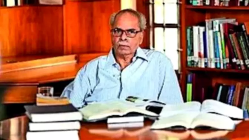 Renowned Historian K N Panikkar, Critic of Colonial Narratives, Passes Away at 89