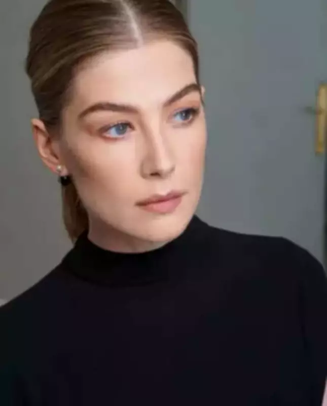 Rosamund Pike Reflects on Surviving 'One of the Worst Films Ever Made'