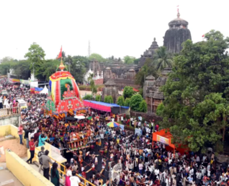 Rukuna Rath Procession Halted as Chariot Veers Off Course in Bhubaneswar Rain