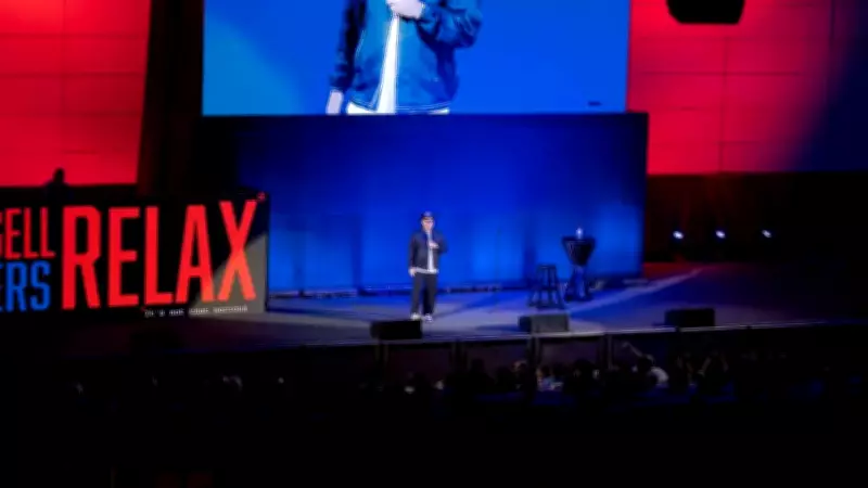 Russell Peters Kicks Off India Relax Tour in Delhi with Humor and Honesty