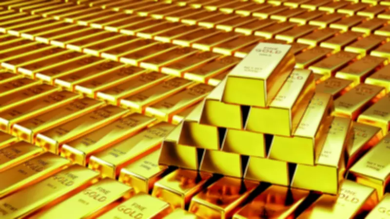 Russia Sells Physical Gold for First Time in 25 Years to Cover Budget Deficit