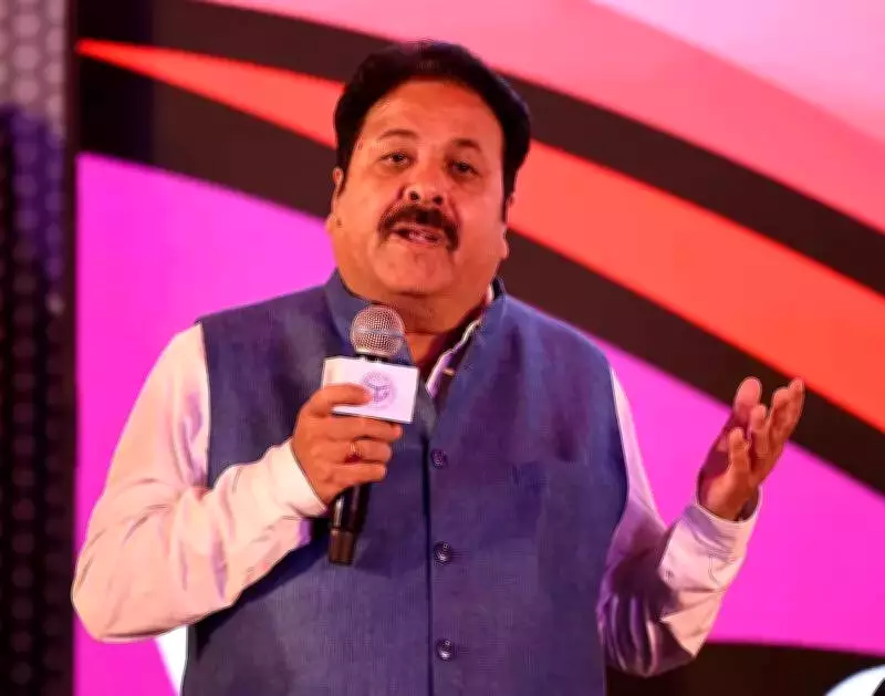 Sachin Stopped Ganguly's Shirtless Team Celebration After NatWest Win