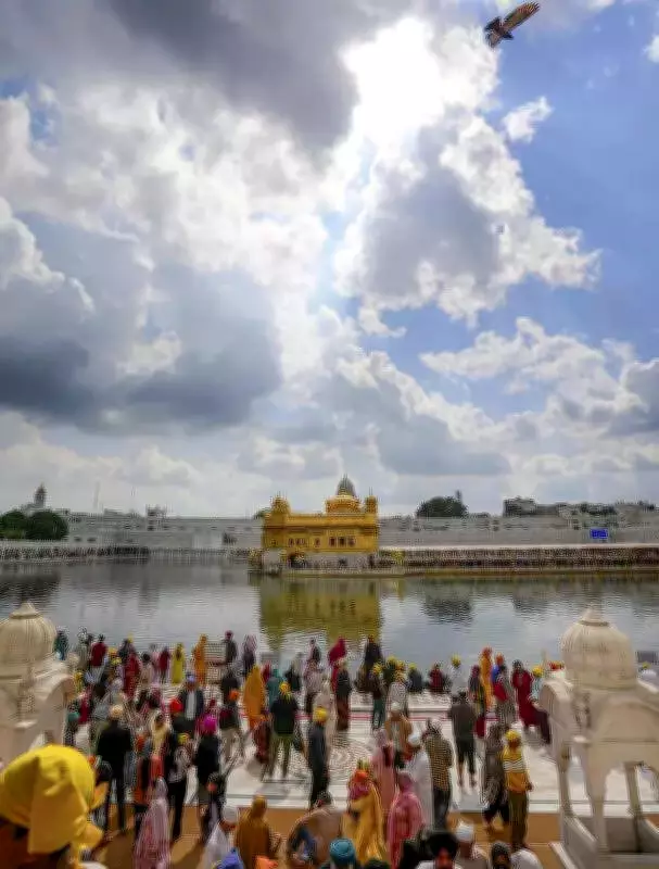 SGPC Calls Sikh Summit on April 6 to Debate Punjab's Anti-Sacrilege Law