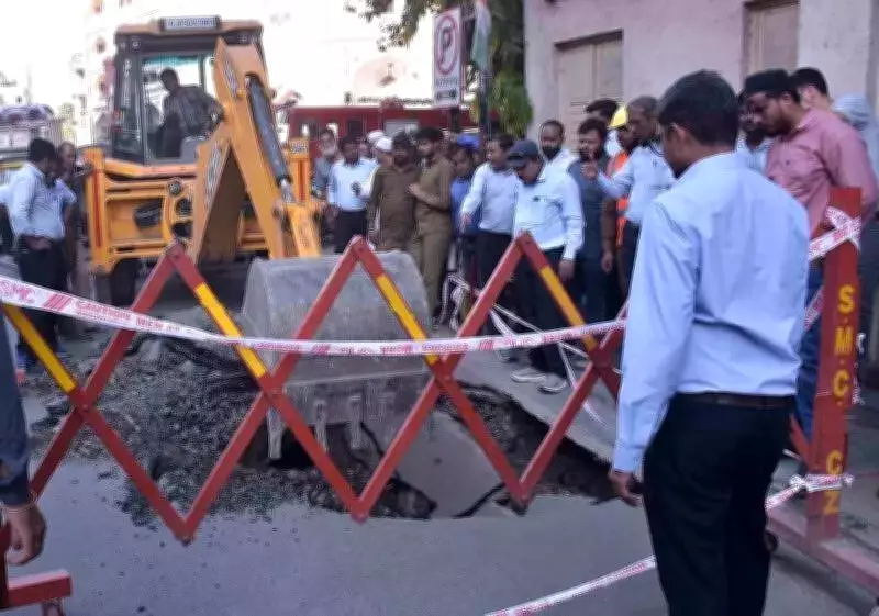 Sinkhole Opens Near Surat Municipal Corporation, Metro Construction Blamed