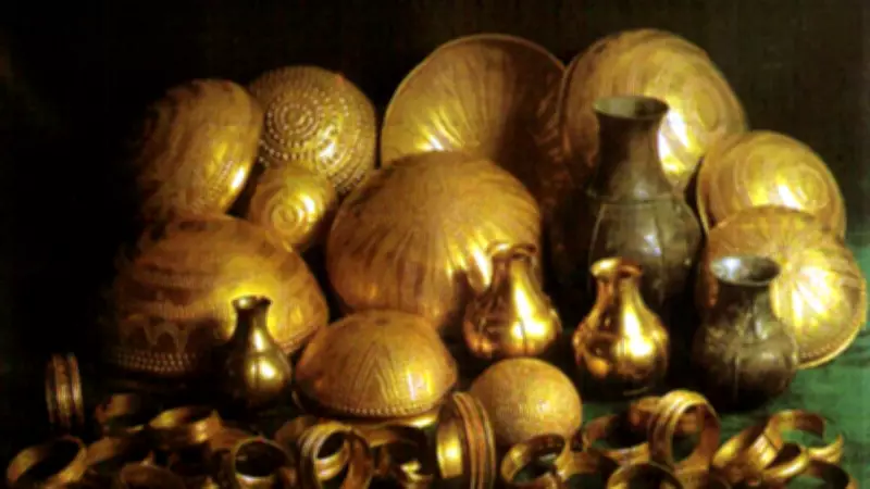 Spain's Villena Treasure: Bronze Age Hoard Contains Meteoritic Iron from Space