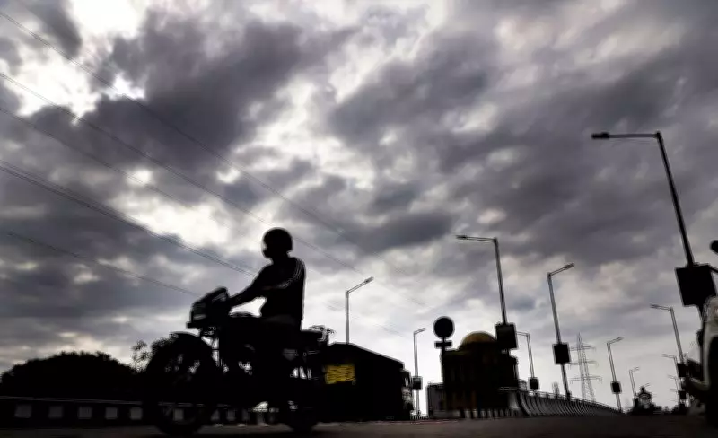 Sudden Cold Snap Returns Winter to Jalandhar as Rain Drops Temperatures