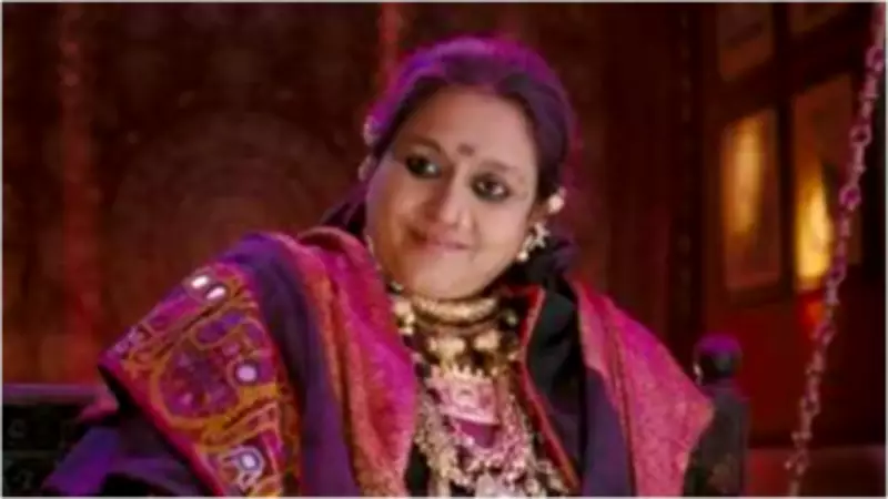 Supriya Pathak Recalls Harsh 80s Film Sets: No Bathrooms, Resting on Hay