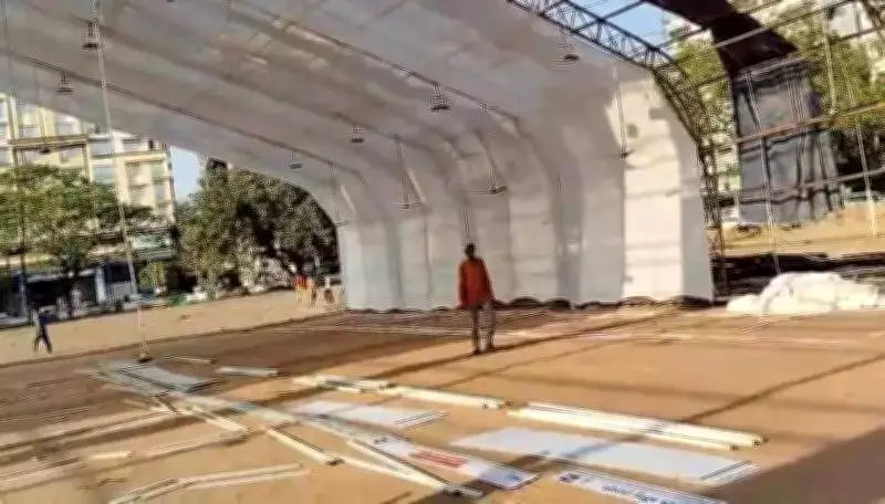 Surat Citizens Protest Navsari's Lunsikui Ground Handloom Fair Allocation