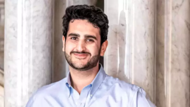 Tesseract Production Explores Truth, AI Threat to Human Agency in Grand Spectacle