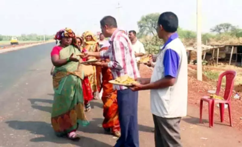 Thousands Embark on Annual Srisailam Padayatra from North Karnataka Ahead of Ugadi