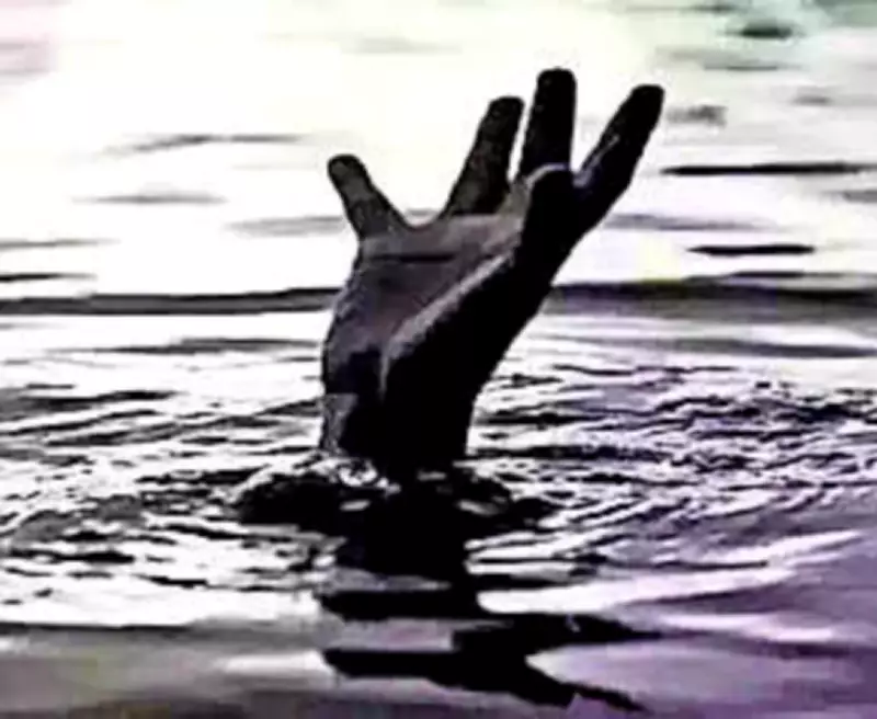 Tragedy in Bihar: Three Children Drown in Saryu River While Collecting Firewood Amid LPG Shortage