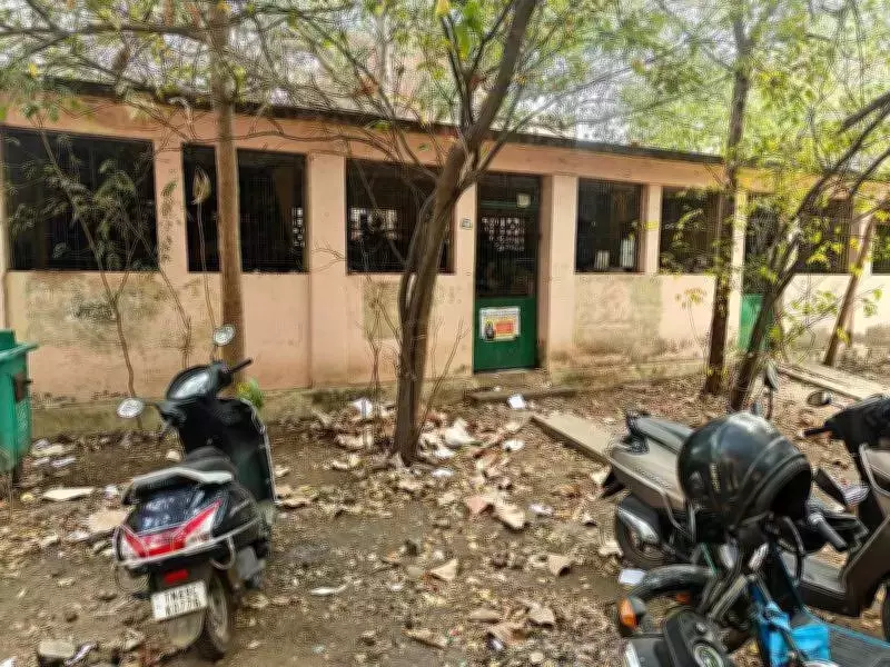 Trichy Cantonment Registration Office Faces Severe Neglect and Infrastructure Woes