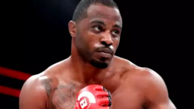 UFC Seattle: Bruce Buffer's Announcement Error Creates Dramatic Octagon Mix-Up