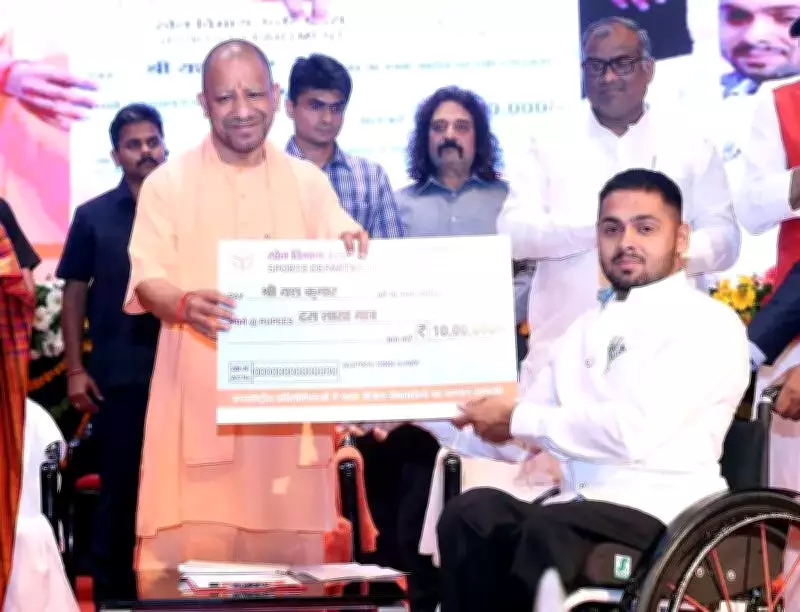 UP CM Yogi Adityanath Appoints Cricketer Rinku Singh, 5 Others as Gazetted Officers