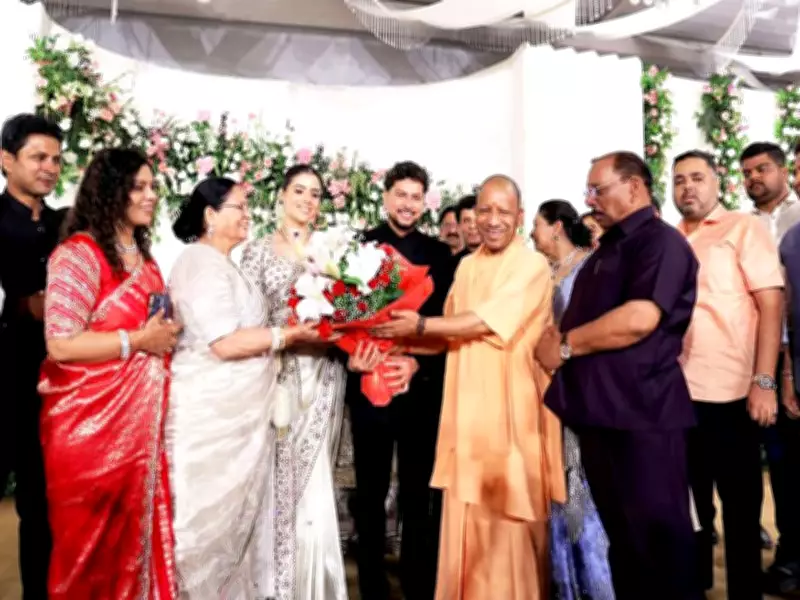 UP CM Yogi Adityanath Attends Kuldeep Yadav's Wedding Reception in Lucknow