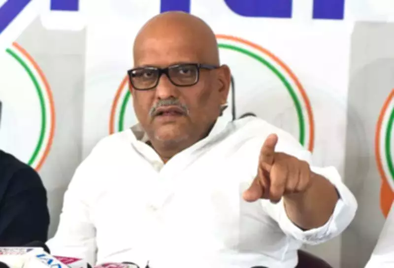 UP Congress Demands Rs 25 Lakh Ex Gratia, Job for Family of Electrocuted Worker