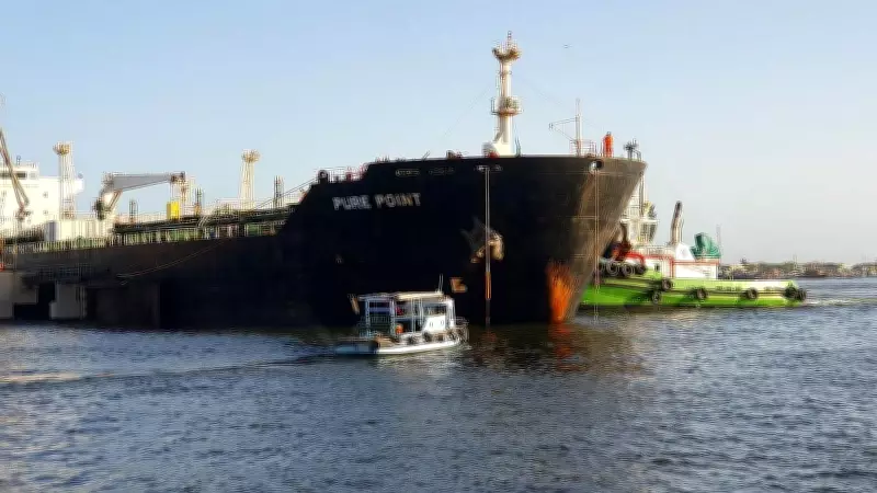 US Advised India to Purchase Russian Oil in Transit to Alleviate Supply Concerns