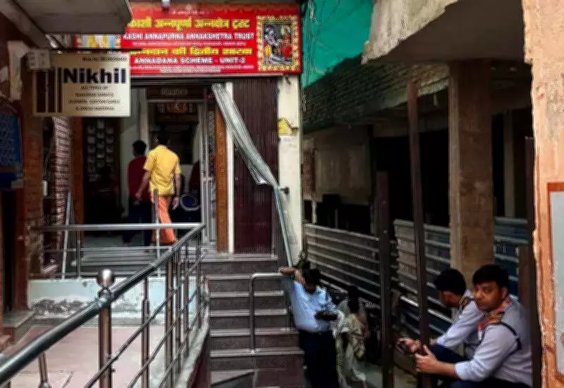 Varanasi's Historic Annapurna Temple Food Courts Shut Due to LPG Shortage