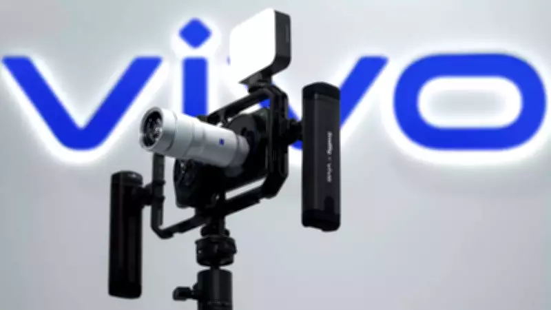 Vivo Unveils X300 Ultra Flagship with 400mm Telephoto Extender at MWC 2026