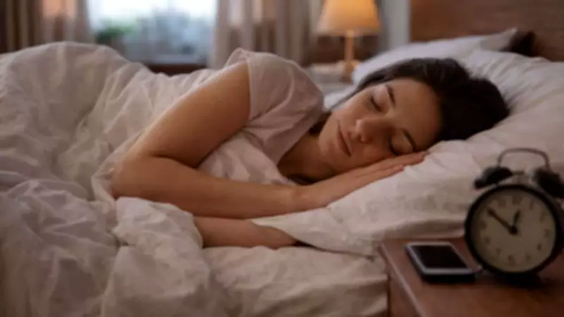 Weekend Sleep Debt Disrupts Fertility Hormones, New Study Reveals