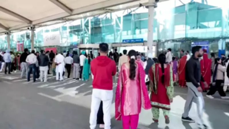 West Asia Air Travel Chaos: 1,600+ Flights Cancelled, Indian Carriers Ground 350