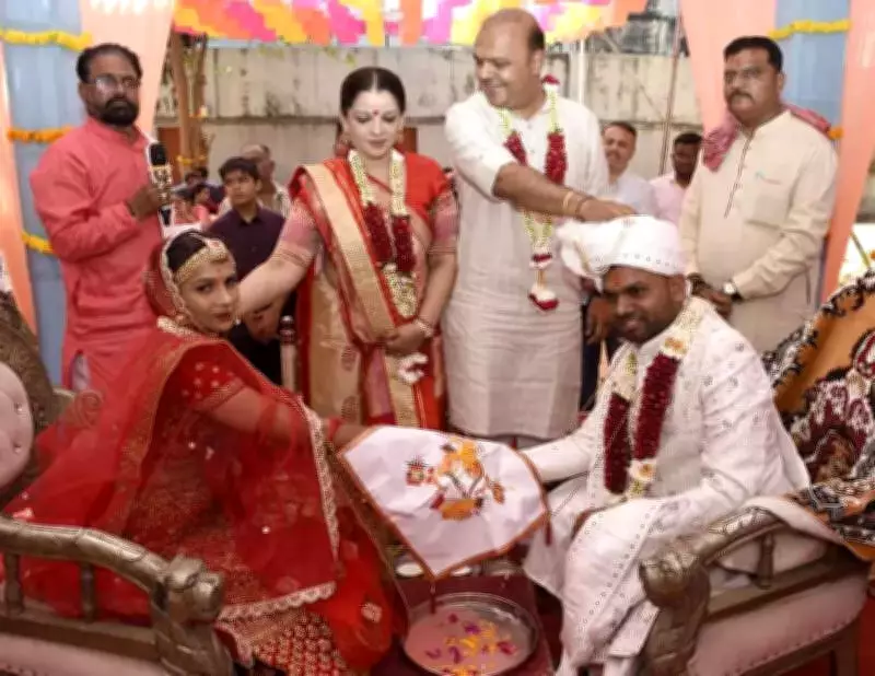 Woman Leaves Vadodara Protection Home After 14 Years, Starts New Life with Marriage