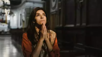 7 Spiritual Grounding Techniques to Stay Centered During Stressful Times