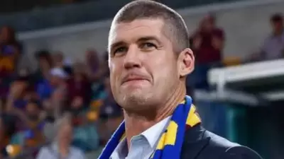 Australian Football Legend Jonathan Brown Recovers After Brain Tumor Surgery