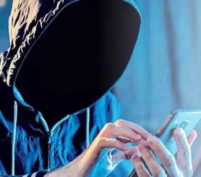 Bengaluru BMTC Driver Loses Rs 2.3 Lakh in 10-Minute Cyber Fraud While Booking Transport