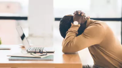 Burnout vs. Depression: Key Differences and Overlap in Working Professionals