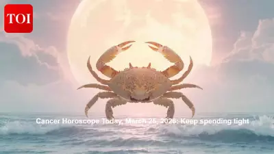 Cancer Horoscope: Navigating Sensitive Moon, Saturn's Pressure on Confidence Today
