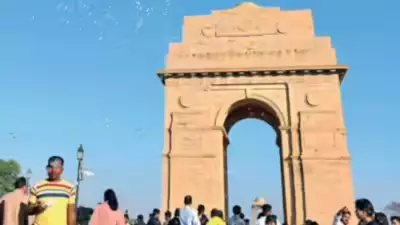 Delhi-NCR GRAP Restrictions Lifted as Air Quality Improves to Moderate Levels