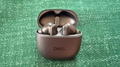 Dell Pro Plus Earbuds Review: AI-Powered Productivity Tools for Professionals