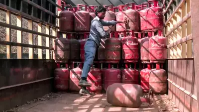 Government Clarifies LPG Refill Booking Timelines, Dismisses Rumors