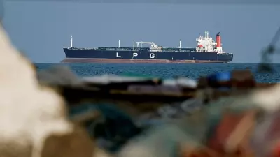 Indian LPG Tanker Evades Strait of Hormuz Conflict via Alternative Route