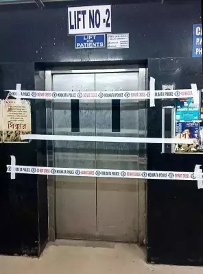 Kolkata Man Crushed to Death in Hospital Lift Malfunction, Family Trapped for an Hour