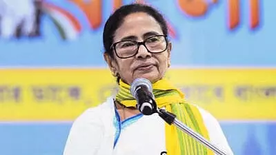 Mamata Banerjee's Flight Faces Storm Delay, Lands Safely in Kolkata
