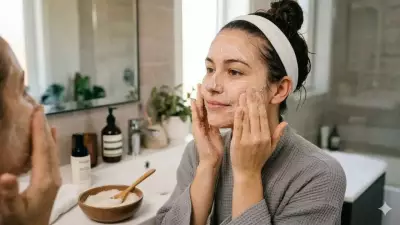 Master Sugar Scrubs: The Right Way to Get Soft, Glowing Skin Instantly