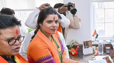 Mumbai Mayor's Car Loses Red-Blue Flashing Lights Following Controversy