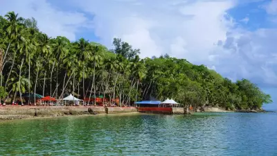 Photographer's Viral Post Exposes Andaman's Garbage Crisis, Sparks National Debate