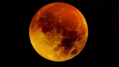 Total Lunar Eclipse 2026: Blood Moon to Grace Skies on March 3-4, Visibility in India