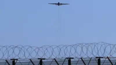 UK Delays Decision on Deploying Warship to Protect Cyprus Military Base