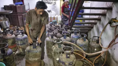 West Asia Conflict Triggers LPG Crisis, Forces Indian Restaurants to Shut or Adapt